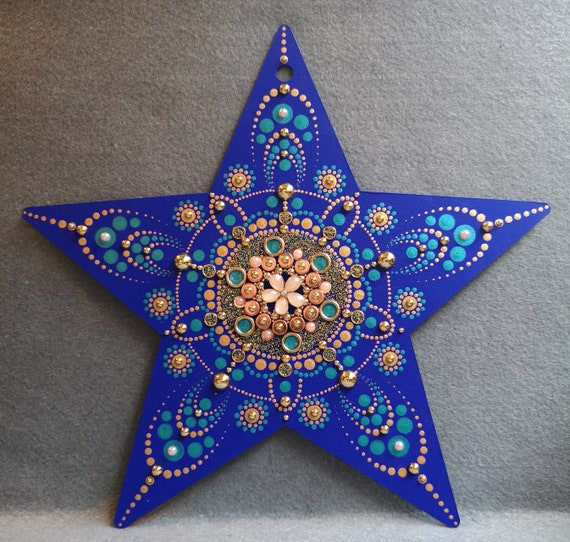 Groer blauer & goldfarbener Weihnachtsstern- Schmuckstein verkrustet-  Punkt Mandala- handbemalt- Stern der Show - Etsy.de