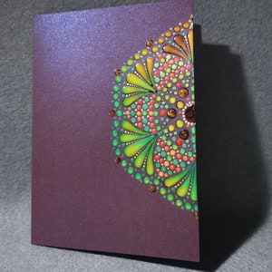 cambio colore - effetto anello dell'umore - reattivo al calore - biglietto mandala a pois - fatto a mano - biglietto di auguri