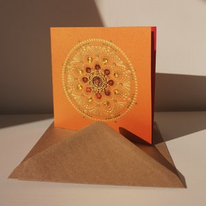 handgemaakte mandala-wenskaart met stippen - parelmoer oranje - goudpatroon - voor elke gelegenheid