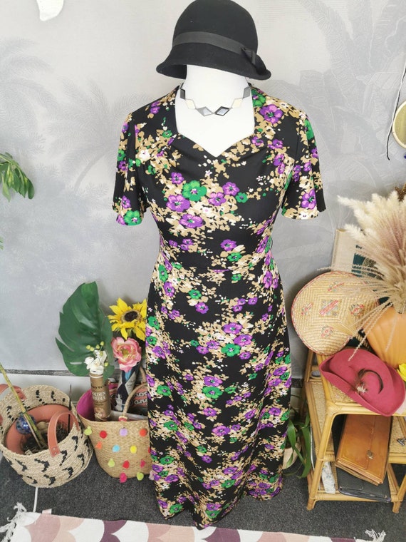 70s floral maxi dress with flutter sleeves,vintag… - image 4