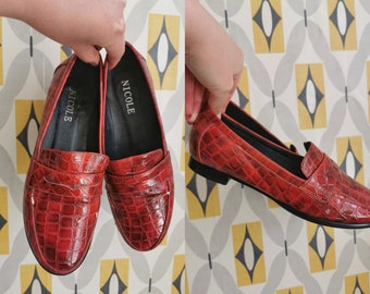 Vintage red mock crock penny loafers, vintage 80s shoes, smart office work wear,