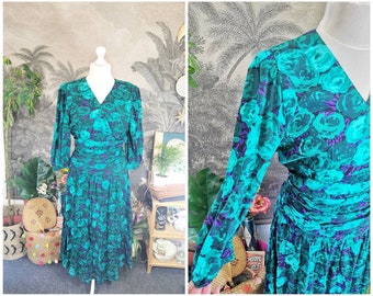 Vintage 80s floral dress, green and purple roses, ruched, vintage women's dress, painterly floral, 80s vintage