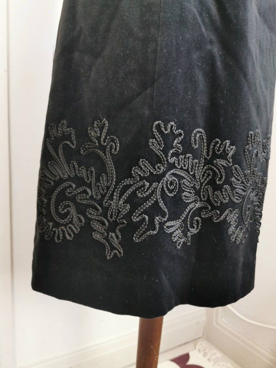 Vintage Laura Ashley velvet mini dress, Black vel… - image 2