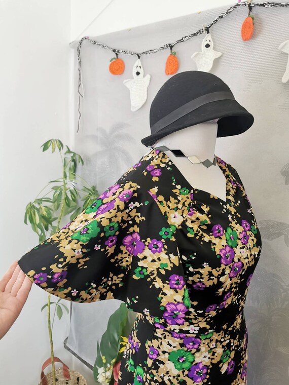 70s floral maxi dress with flutter sleeves,vintag… - image 3