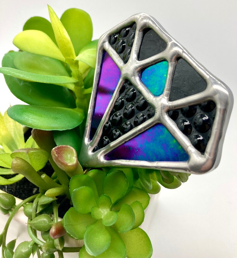 Black Diamond plant pick