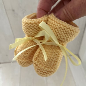 Baby Booties/Crib shoes ~ 0-3 months; Pale Lemon;  Keepsake or Baby Shower Gift; Handknitted