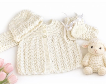 Conjunto de bebé tejido a mano / 0–3 meses / Lana merino / Unisex color crema / Chaqueta, gorro y patucos / Regalo para recién nacidos / Prendas de punto para heredar