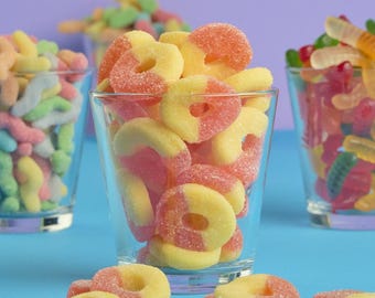 Gomitas de durazno en forma de anillos (bolsa de 1 lb) - Regalos para fiestas, postres para bodas, bufés de dulces para cumpleaños, cobertura para helados, gomitas de durazno