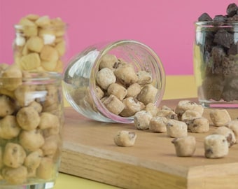 Masa de galletas con chispas de chocolate, no perecedera (1 libra). Masa comestible para fiestas, bodas y postres.