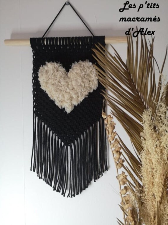 Suspension en Macramé Cœur