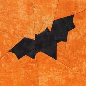 Halloween Quilt Blocks  - Bat Quilt Block Pattern | pdf quilt blocks