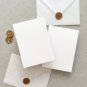 Mockup di invito di nozze - Invito 5x7 piatto - Mockup di biglietto di auguri - Foto stock in stile
