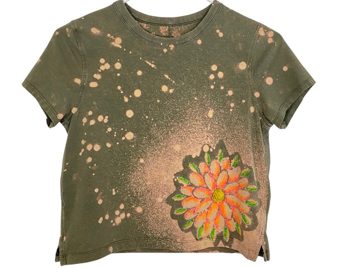 Lululemon Baby Tee Womens 2 XS Lulu Lemon Classic-Fit Cotton-Blend T-Shirt Green Floral Reverse Tie Dye Splatter Flower Crew Short Sleeve