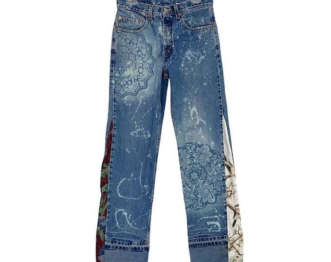 Levi’s 550 Custom Jeans Waist 28 Womens Size 6 Small Y2K Levis 2002 Upcycled Rare Vintage Floral Flare Free Shipping