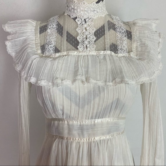 Gunne Sax Vintage 70s RARE Cottagecore Lace Ruffled B… - Gem