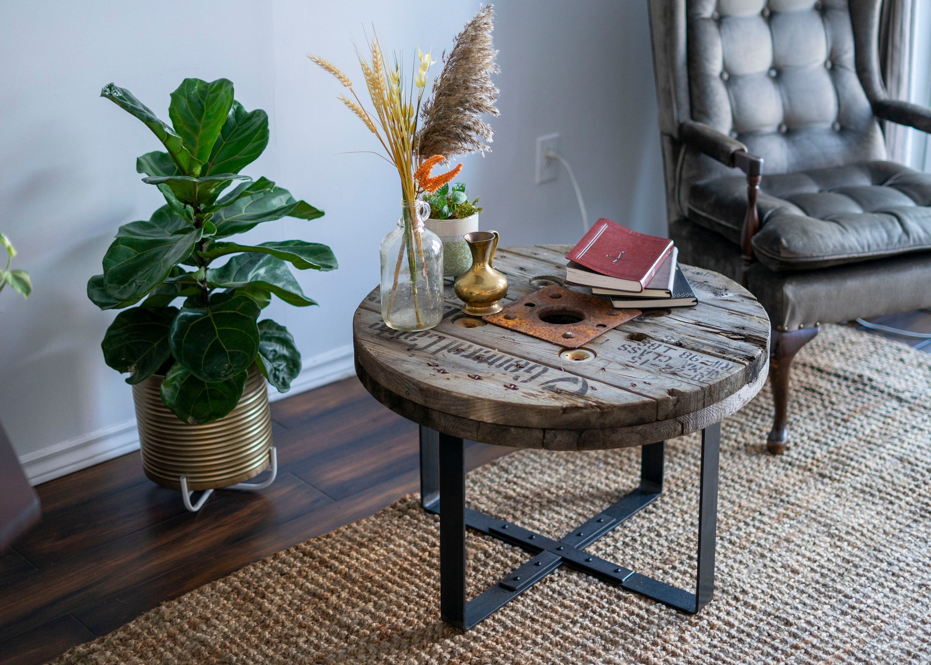 Vonda coffee table with storage deals