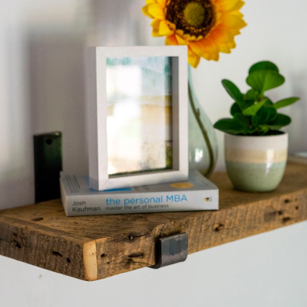 Reclaimed Wood Shelf With Brackets, Custom Antique Lumber Shelves, Red Cedar Barn Wood, Farmhouse Floating Shelf, Rustic Kitchen Decor