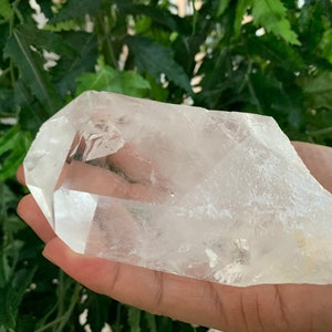 Grade A++ Extra Large Natural Clear Quartz Crystal Points, 2 to 6 Inches Large Raw Clear Quartz Points, Clear Quartz, Quartz Point