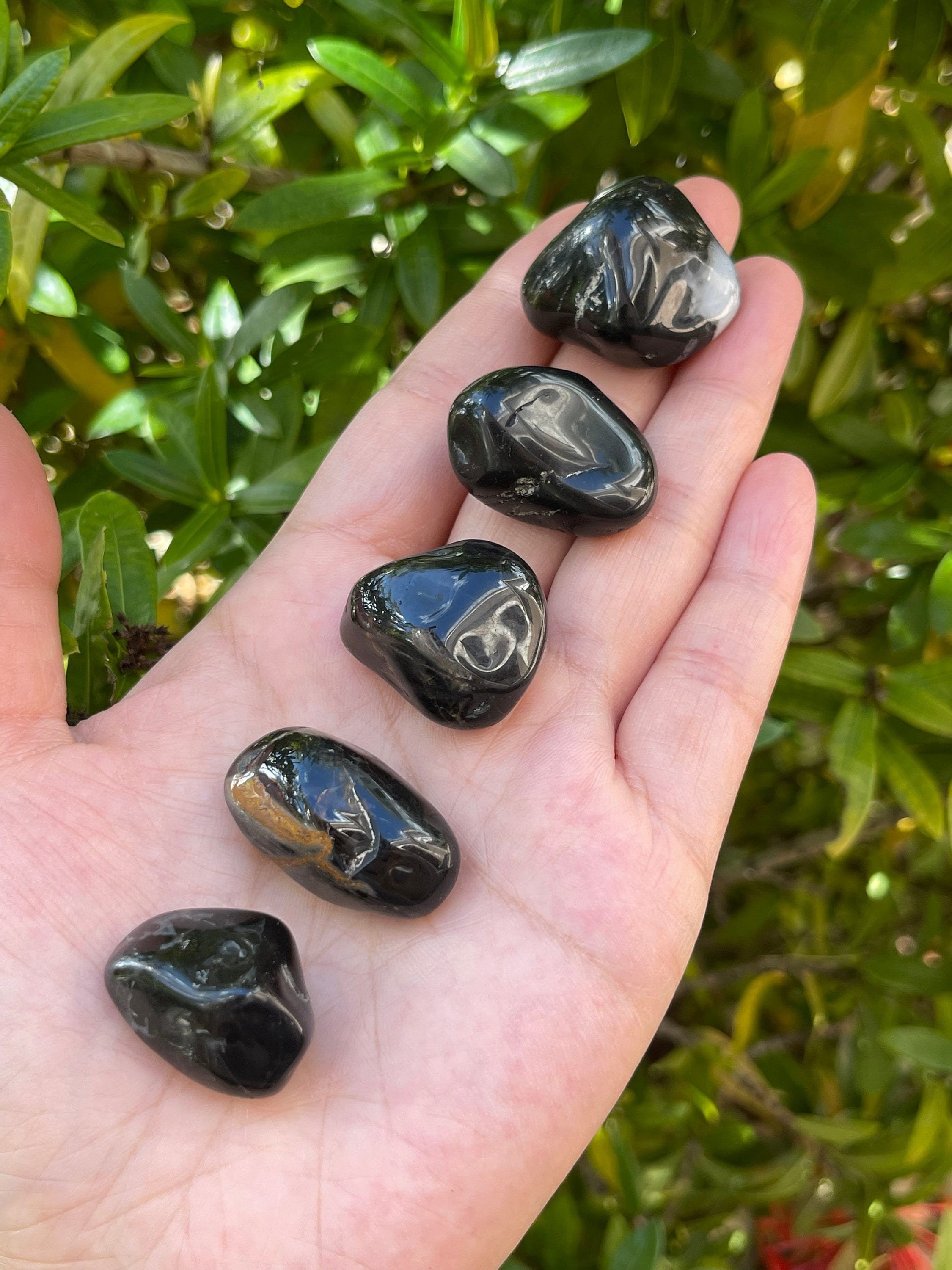 Grade A Black Onyx Tumbled Stone, 0.8 1 Inches Tumbled Black Onyx