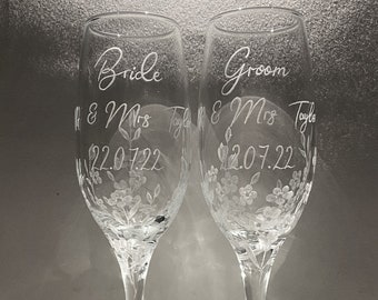 Bride and Groom Wedding Glasses - Forget Me Not and Butterflies - Hand Engraved Champagne Glass - Engraved Wedding Gift - Top Table Glasses