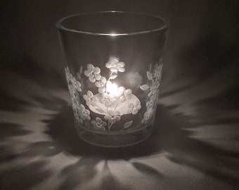 Forget Me Not Tealight Holder - Hand Engraved Candle Holder - Forget Me Not Memorial Glass - Engraved Flower Keepsake - Personalise Keepsake