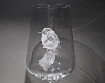 Bicchiere da vino inciso a mano - Pettirossi - Regali per uccelli - Regali per papà - Regalo personalizzato per lui - Pettirosso Seno Rosso - Bicchiere da vino inciso - Un Pettirosso
