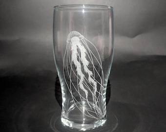 Jellyfish - Pint Glass - Jellyfish Glass - Engraved Glass - Jellyfish Gift - Personalised Pint Glass - Beer Glass - Under The Sea Glass