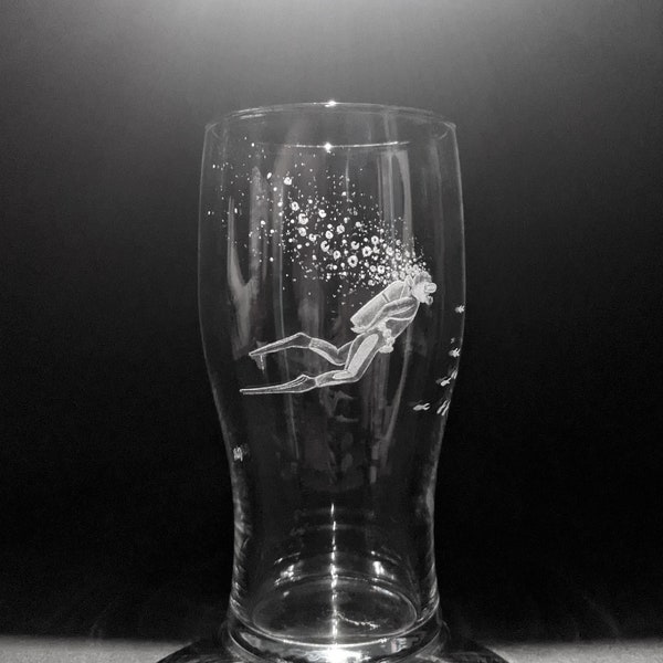 Scuba Diver Pint Glass - Wave Glass - Diver Glass - Scuba Diver Gift - Scuba - Scuba Divers - Gin Glass - Beer Glass - Wine Glass - Diving