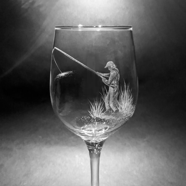 Hand Etched Wine Glass - Fishing - Fishing gift - Gifts for Dad - Birthday Present - Personalized Gift for Him - Gin - Beer Glass - Tankard