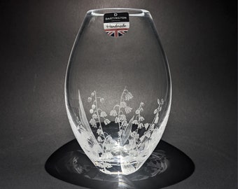 C10325) Tiffany and Co.- Crystal Vase, 1980's Swirl