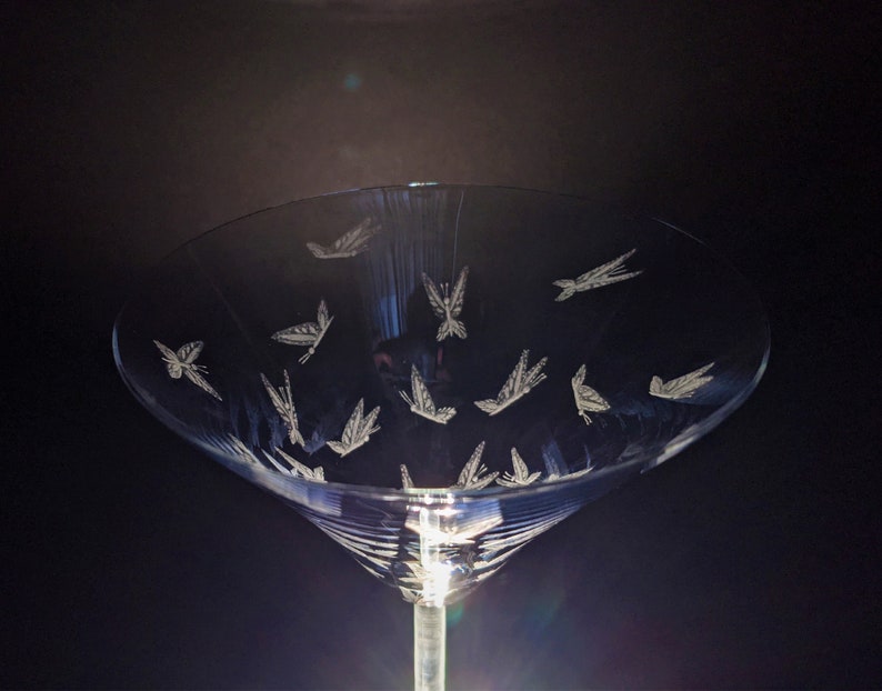 Butterflies Cocktail Glass Purple Cocktail Glass Hand Engraved Martini Glass Personalized Butterfly Glass Butterfly Wedding Gift image 3