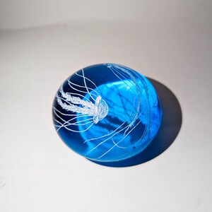 Jellyfish Paperweight - Blue Glass Paperweight - Blue Paperweight - Glass Paperweight -Engraved Paperweight - Personalised Paperweight