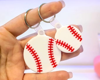Llavero NFC de béisbol (archivo digital STL/3MF) con etiqueta para bolso temática deportiva.