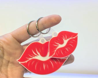Llavero NFC con forma de labios (archivo STL/3MF): Etiqueta de beso para impresión 3D (descarga digital)