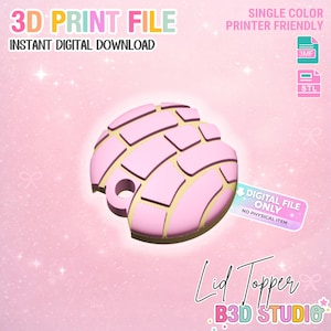 Könnte beinhalten: Ein rosa-beiger 3D-gedruckter Deckelaufsatz in Form eines Concha-Gebäcks. Das Design hat eine Schlaufe zur Befestigung. Der Text auf dem Bild lautet "3D Print File", "Instant Digital Download" und "Digital File Only".