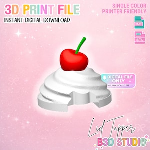 Puede incluir: Un adorno de tapa impreso en 3D con forma de remolino de crema batida, coronado con una cereza roja con un tallo verde. La imagen incluye el texto "3D PRINT FILE" y "INSTANT DIGITAL DOWNLOAD". El diseño es "SINGLE COLOR PRINTER FRIENDLY".
