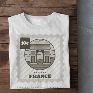 Arc de Triomphe Camiseta / Tour Eiffel / Paris France / Champs Elysees / Louvre / Notre Dame / Saint Germain / Legalite Egalite Fraternite