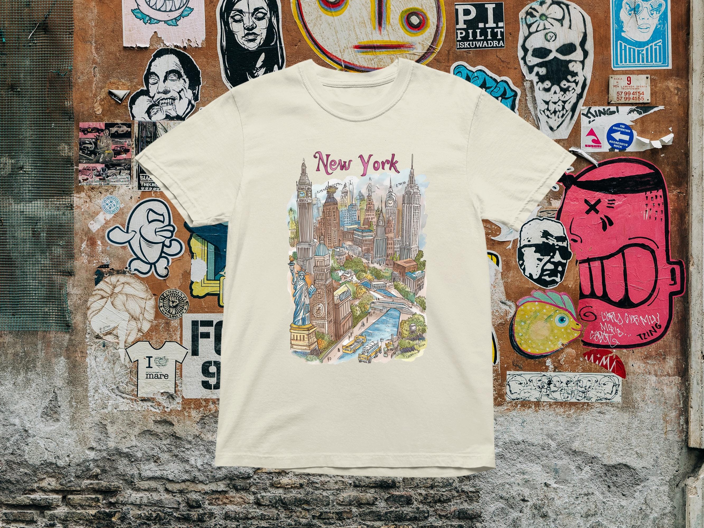 Tシャツ・カットソー THE MUSEUM VISITOR CITY DRAWING GRAPHIC T-SHIRT 5FT1935 Amazon.com: New York City Skyline New York Illustration