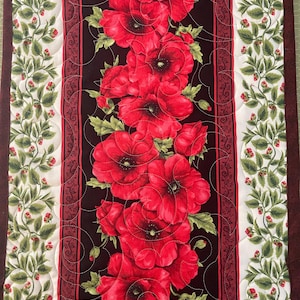 Elegant Poppies Table Runner
