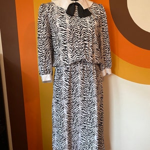 White Tiger Print 80s Dress image 3