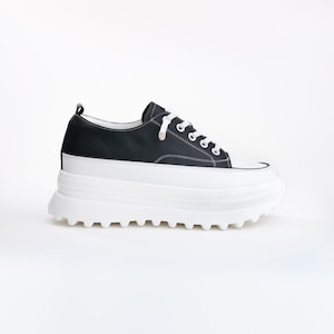 Classic Leather Double Platform Sneaker