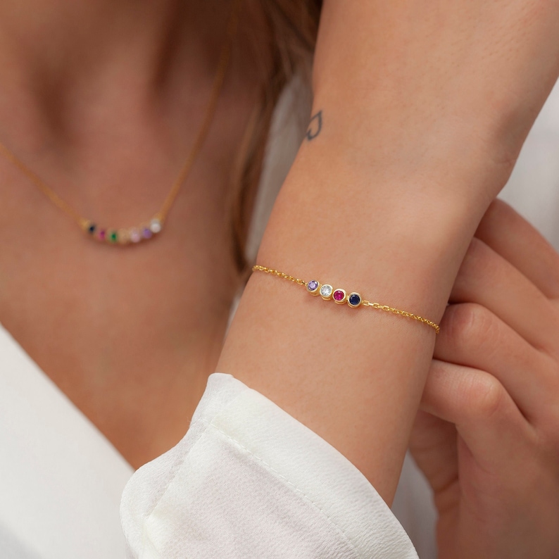 Family Birthstone Bracelet,  Mothers day gift, gift for mom, personalized jewellery, birthday gift for her, gemstone jewellery, silver necklace, rose gold necklace, minimalist silver bracelet, minimalist jewellery, gold bracelet, Christmas gift