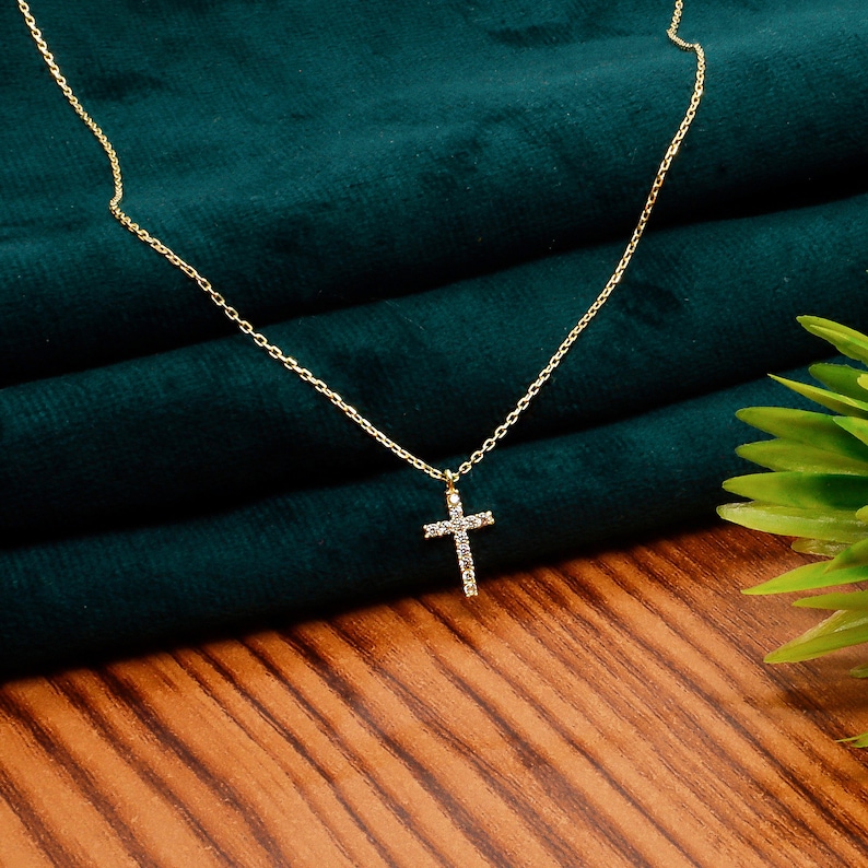 Mothers Day Gift, Cross Pendant Necklace, Cyrstal cross necklace, zirconia cross, dainty cross necklace, silver cross necklace, rose gold cross necklace, Christmas day gift, religious necklace, solid gold cross, cross jewellery, minimalist cross