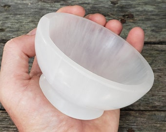 Selenite Crystal Charging Bowl Supreme Quality HeartShape 10cm