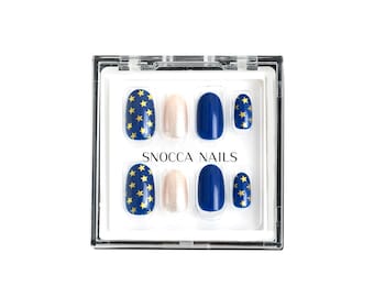 Press on nails | star press on nails | blue press on nails | short press on nails