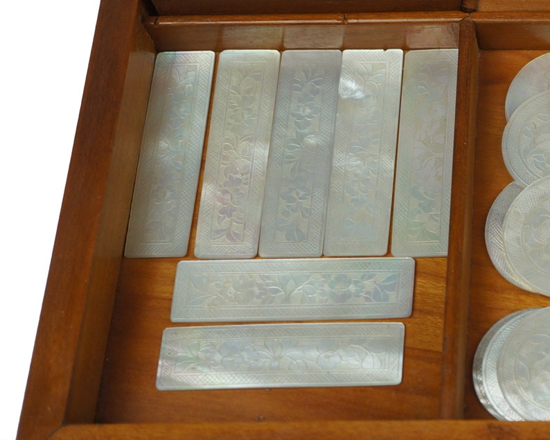 Antique Chinese Game Counters 34 MOP Disks Plus 195 Coloured Chips with Wood Box