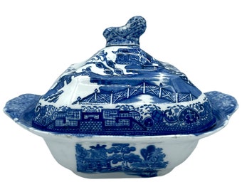 Vintage 1920s Wedgwood & Co Blue Willow Lidded Vegetable Bowl