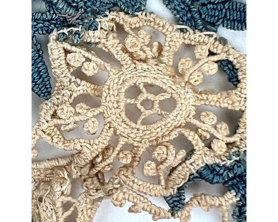 Large Antique Victorian Lace Collar Hand Made Blu… - image 5