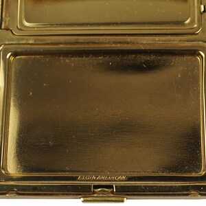 Vintage 1940s Elgin American Compact Powder and Rouge Red & Gold Excellent image 5