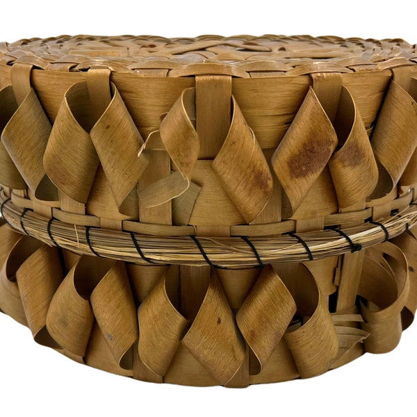 Vintage Native American Indian Lidded Basket Curly Ash & Sweetgrass Woodland Tribe